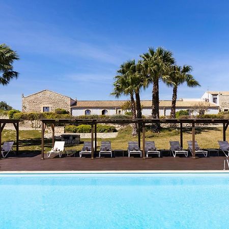Masseria Del Carrubo Noto Bagian luar foto