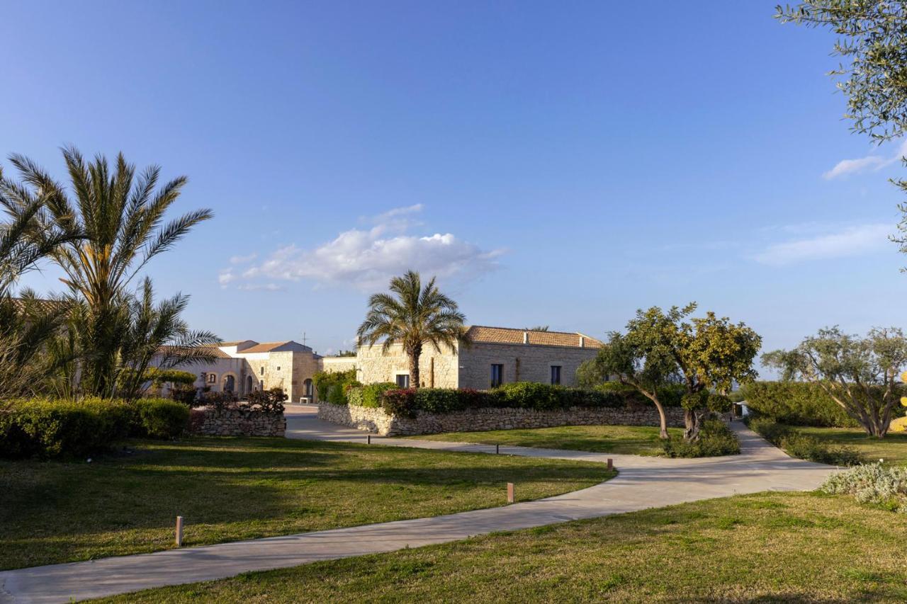 Masseria Del Carrubo Noto Bagian luar foto